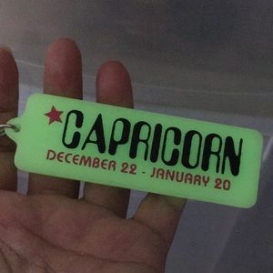 🖤Glow in a darkness CAPRICORN ♑️ keychain
